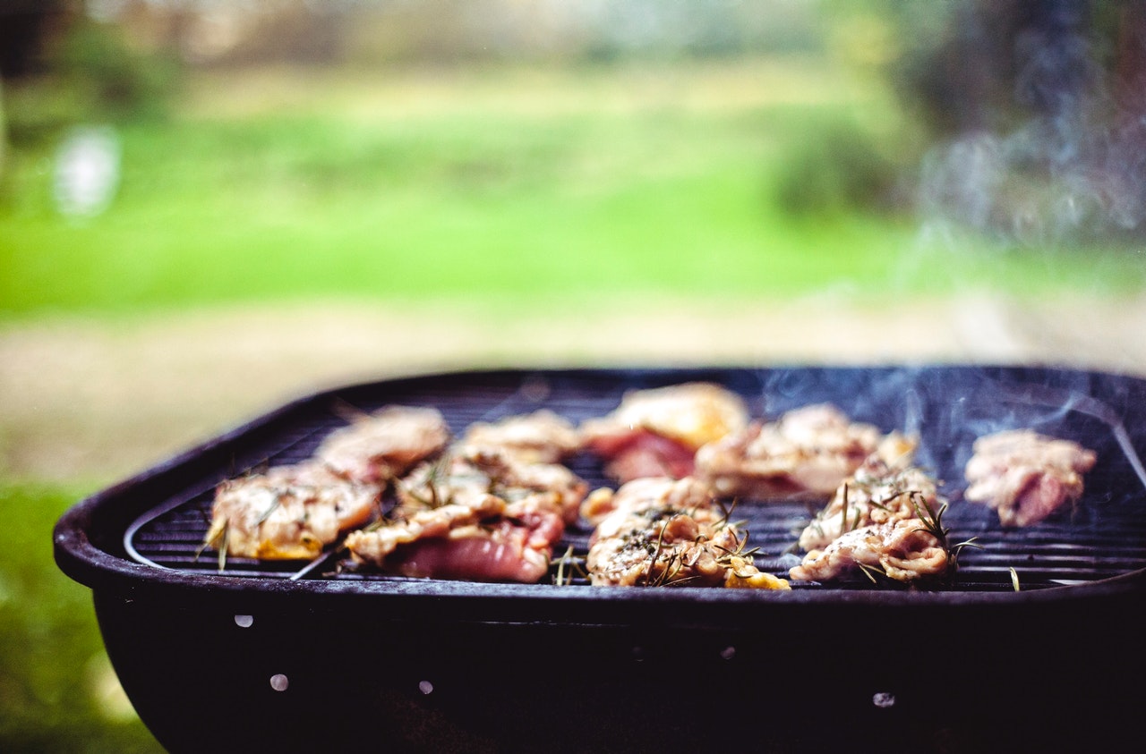 Choisir entre un barbecue et une plancha